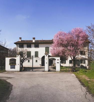 San Faustino-Madonnina-Quattroville Apartamento | Casa Luisa