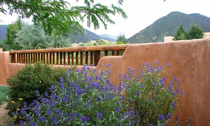 Arroyo Seco Casa | Casa Luminosa, Private Hot Tub Los Altos Clubhouse with pool, sauna, tennis