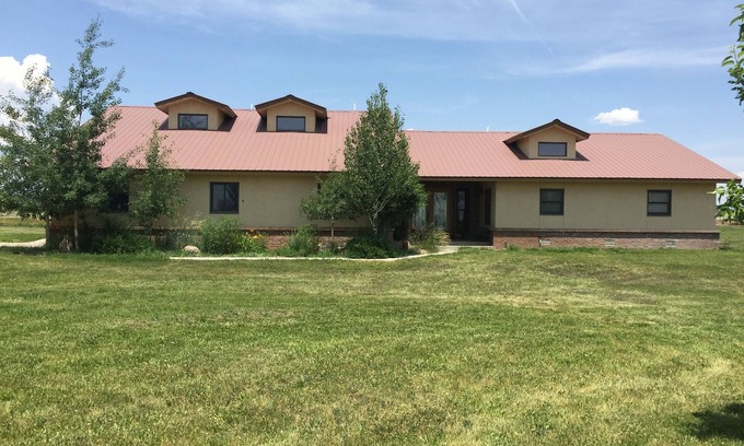 Durango Casa | Casa Luna, Gather at our Ranch! 15 min from Downtown Durango
