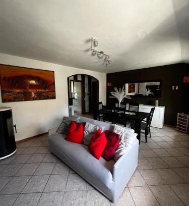 Asso Apartamento | Casa Luna