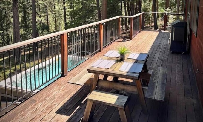 Croft Cabina | Casa Luna swim spa in the woods