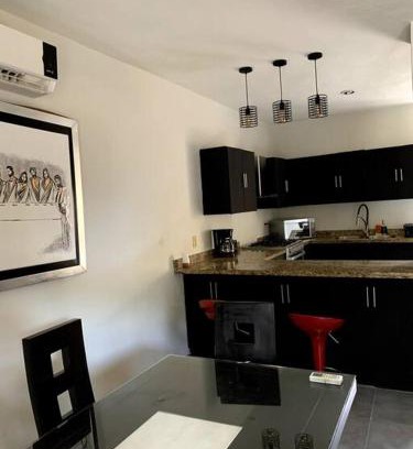 Flamingos Casa | Casa M