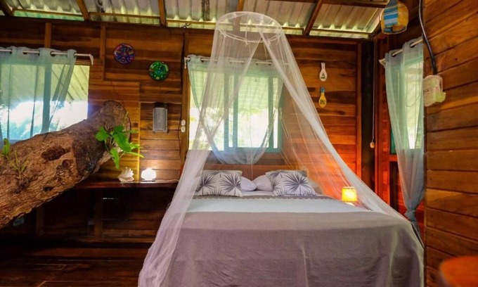 Cahuita Cabina | Casa Mango – Unique Treehouse in Cahuita