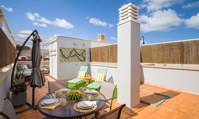 Sardina Apartamento | Casa Maresía Penthouse - Pool & Beach
