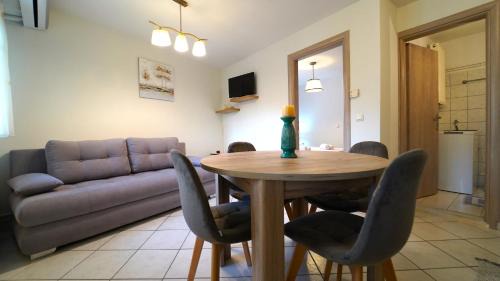Agia Apartamento | Casa Maria