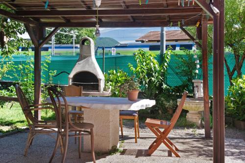Porto Ceresio Apartamento | Casa Maria