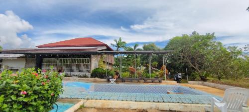 Narra Cabina | Casa Marie Campsite