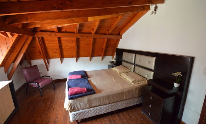 El Jagüel Hotel | CASA MARINA AIRPORT EZEIZA H4 10-15 minutes to Airport