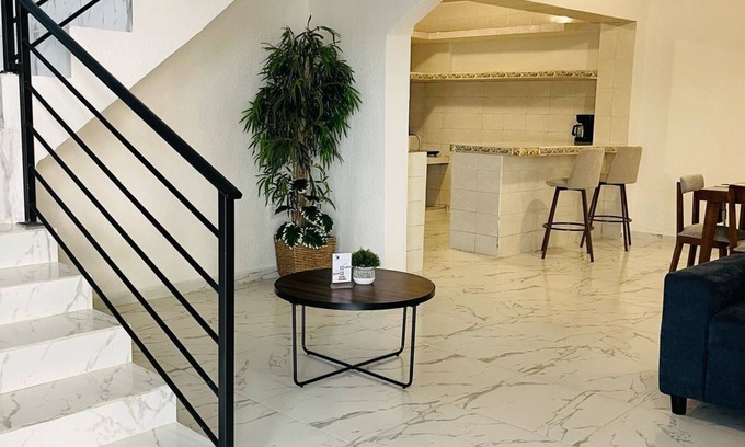 El Chiflon Casa | Casa Mayor