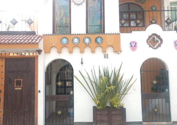 Barrio Villa de Guadalupe Casa | Casa Mexicana Patio