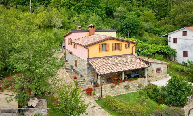 Sveti Bartol Casa | Casa Mira - Two Bedroom Holiday Home with Pool
