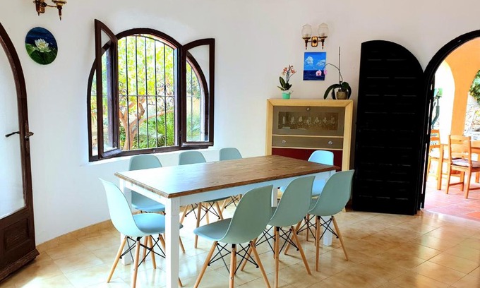 La Canuta Casa | Casa MiraMar seaview BBQ pool 250m from beach