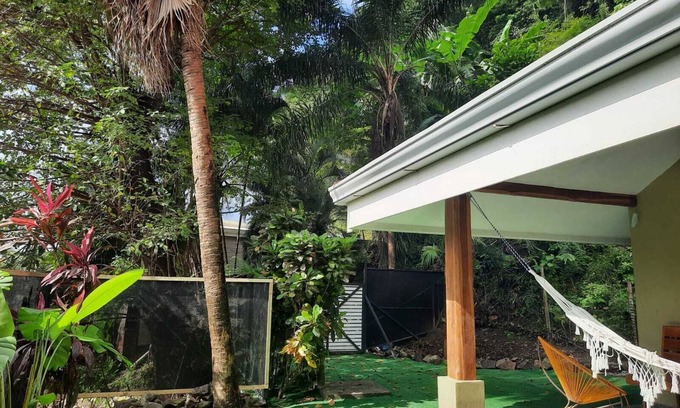 Carmen Hotel | Casa Mor - Surfhouse 2 min to the beach