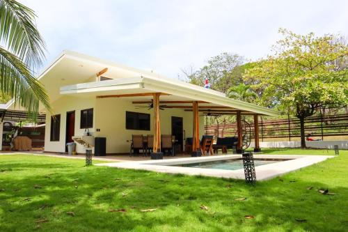 Barco Quebrado Casa | Casa Morpho, Barrigona