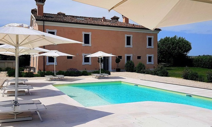 Monsano Casa | Casa Mortella E: A graceful two-story apartment that is part of an ancient manor house, with Free WI-FI.