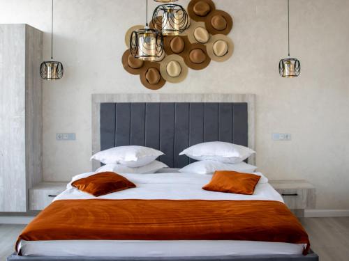 Bradu Casa | Casa Muntenească Alessandro