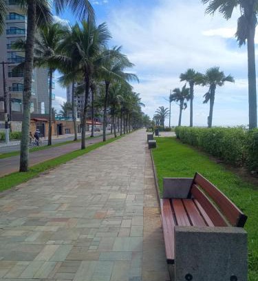 Jardim Imperador Casa | Casa na Praia Grande a 400 mts da praia