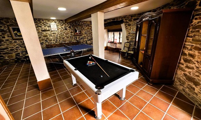 Montes de Valdueza Casa | CASA NARCISA - Perfecta para familias y grupos - Valle del Silencio