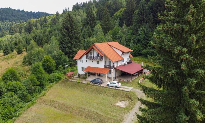 Lisa Casa | Casa Negru Vodă Breaza