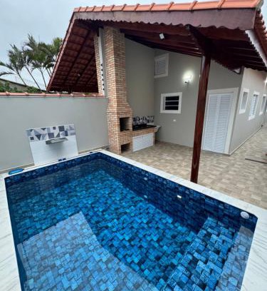 Balneario Santa Eugenia Casa | Casa nova na praia com piscina - Mongaguá