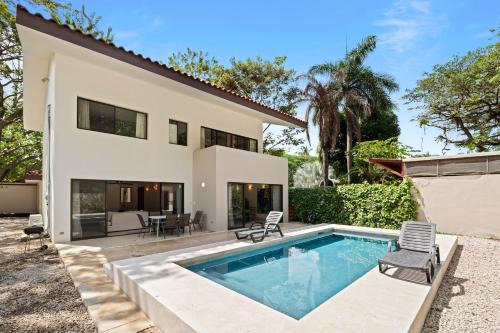 Playa Grande Casa | Casa Oasis Beach Villa with Pool, Playa Grande
