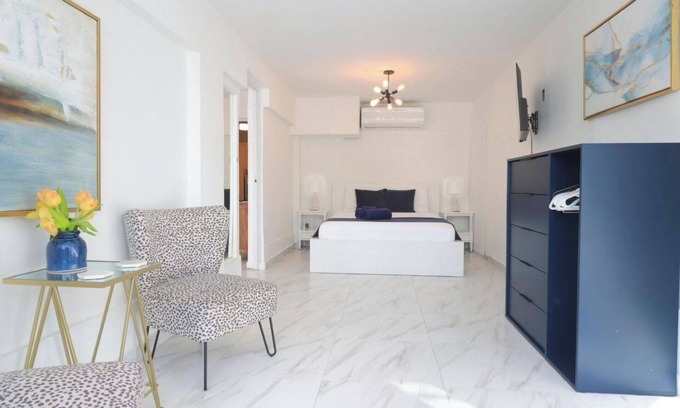 San Juan Apartamento | Casa Ocean Park 8BR Beach House 2min to Sand