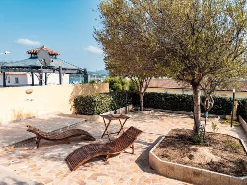 Cannigione Casa | Casa Olivia - Casa indipendente nel centro di Cannigione a 3 minuti a piedi dal lungomare, 5 minuti a piedi dalla spiaggia più vicina e vicinissima alle spiagge più belle della Costa Smeralda