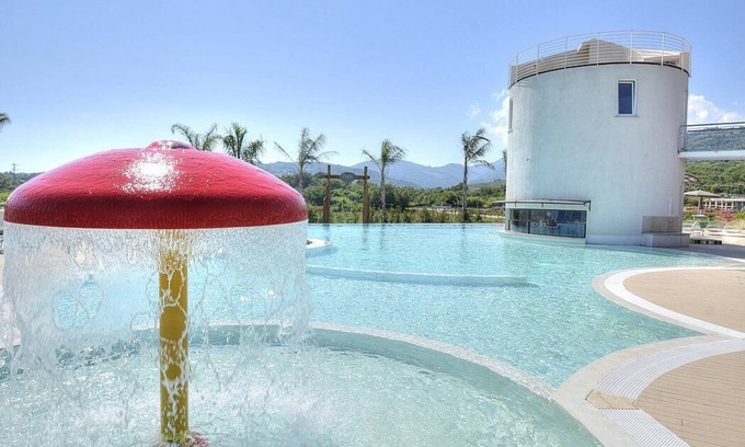 Casal Velino Casa | Casa Ondina B: A welcoming apartment situated in a quiet location, a few minutes from the town center, with Free WI-FI.