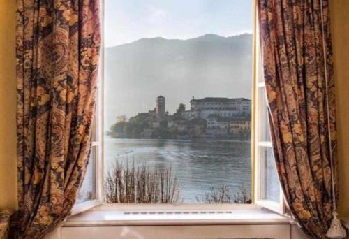 Orta San Giulio Apartamento | Casa Orta appartamento con vista lago