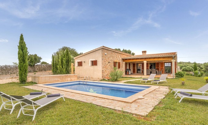 Sineu Casa | Casa Otonyo - finca de piedra natural con piscina privada entre Sineu y Ariany