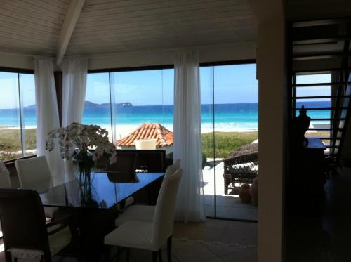 Foguete Casa | Casa Pé na Areia Cabo Frio