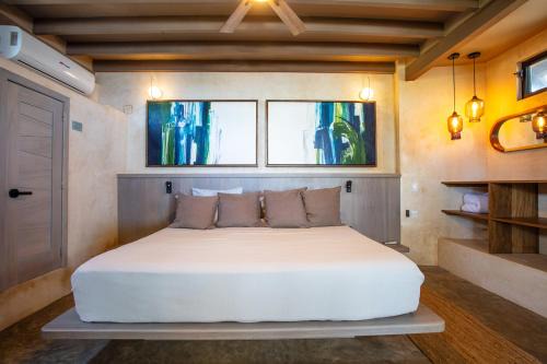 North End Casa | Casa Palmar Penthouse - Completely Renovated, 1 BR Oceanfront Penthouse Suite