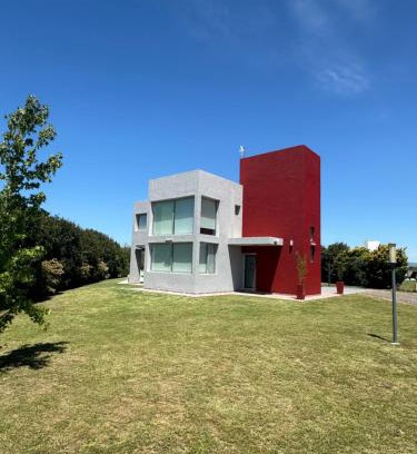 Alta Gracia Casa | Casa Paris Puerto del Aguila