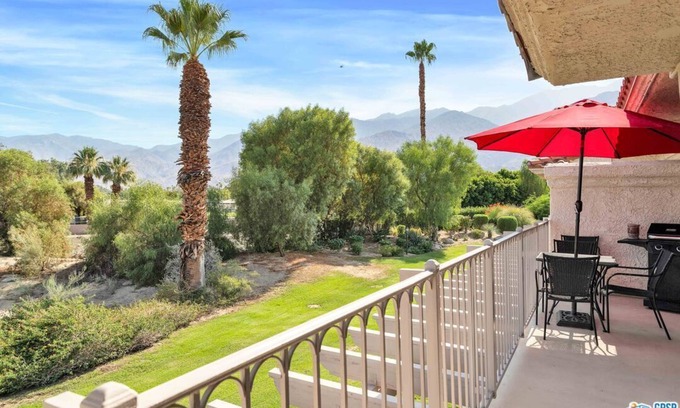 Tahquitz River Estates Condominio | Casa Parocela - Lovely Condo in the Heart of Palm Springs - Permit #9475