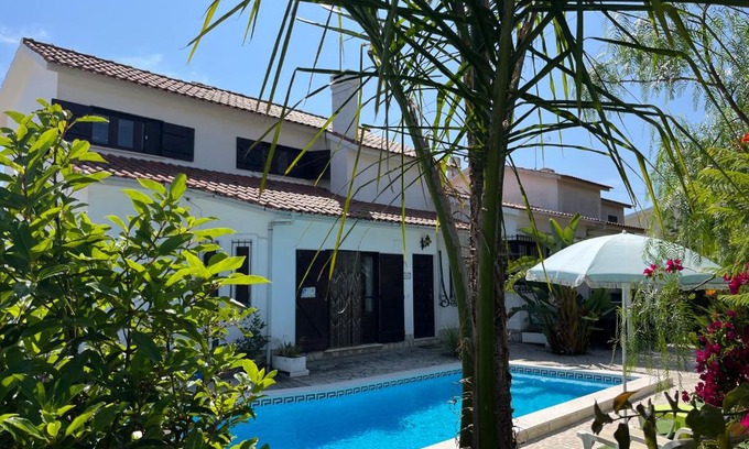 Charneca da Cotovia Casa | Casa Pausa Sesimbra Holiday Home