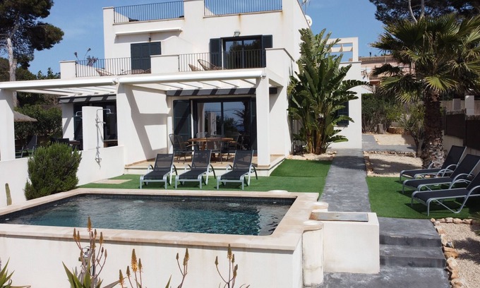 Cala Pi Casa | " CASA PENYES IV " Sea view, license, WLAN, saltwater pool with counter-current.