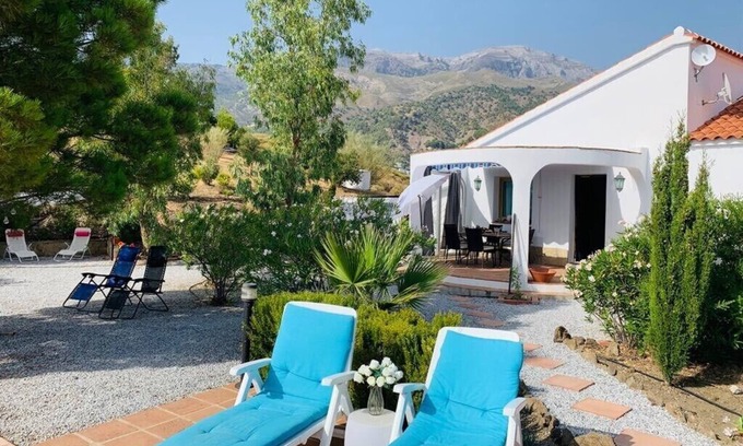 Canillas de Aceituno Villa | Casa Pequeña - la pequeña pero hermosa casa de campo con impresionantes vistas