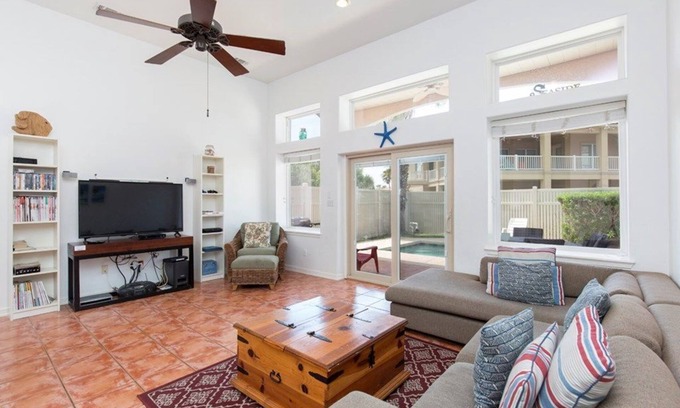 South Padre Island Casa | Casa Picasso 3 BR Home with Private Pool