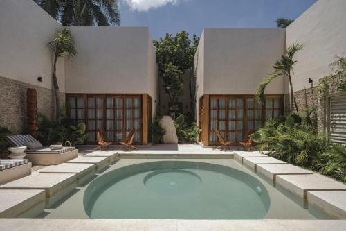 Zona Paseo Montejo Casa | Casa Piedra - Paseo Montejo