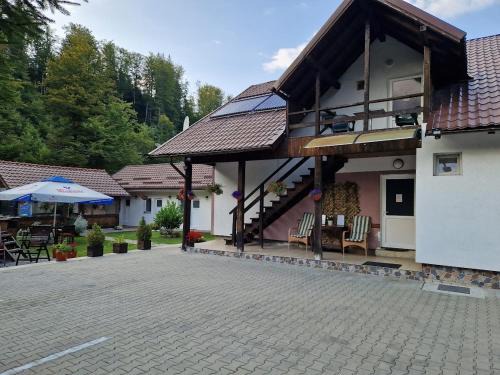Cartisoara Casa | Casa Popa’s