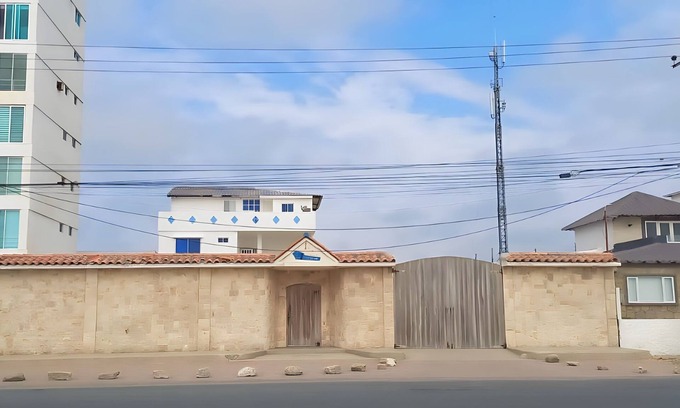 Punta Carnero Casa | Casa Punta Carnero ideal para grupos y ver el atardecer!
