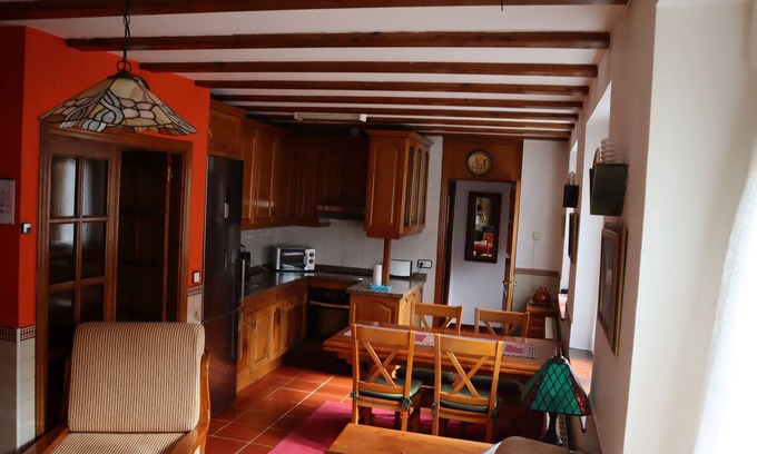 Santa Maria de Valdeón Casa | Casa rural Cares . En pleno Picos de Europa