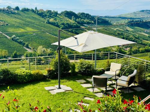 Monforte d'Alba Apartamento | Casa Rafanelli