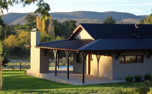Sierra de la Ventana Chalet De Esquí | Casa Retama Boutique