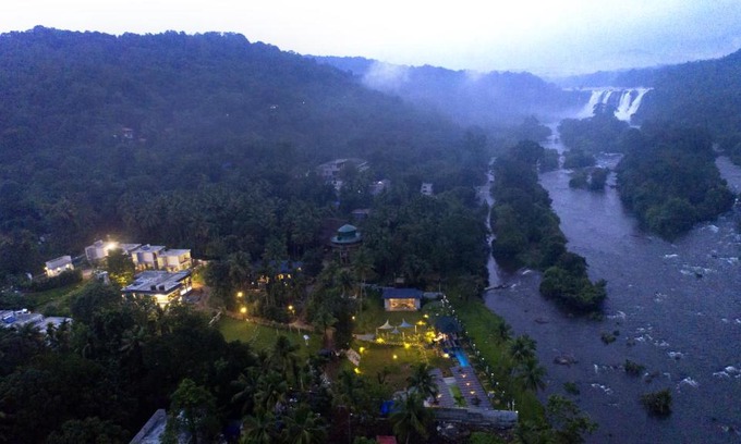 Perumbavoor Complejo | Casa Rio Resorts Athirappilly