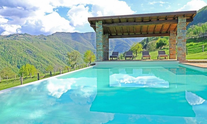 Pieve Fosciana Casa | Casa Robia B, fully refundable with voucher*: A characteristic and welcoming apartment that is part of a villa, surrounded by Garfagnana Valley, with Free WI-FI.