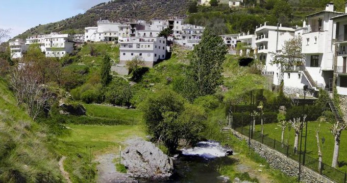 Trevelez Apartamento | Casa Rosa