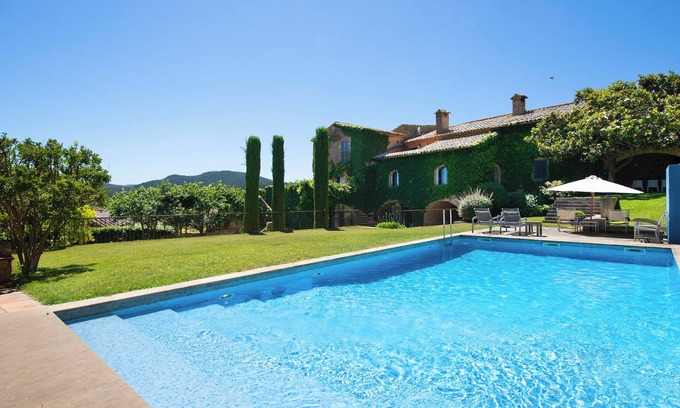 Pals Casa | Casa Rufina- Exclusiva propiedad en el corazón de Pals- Costa Brava