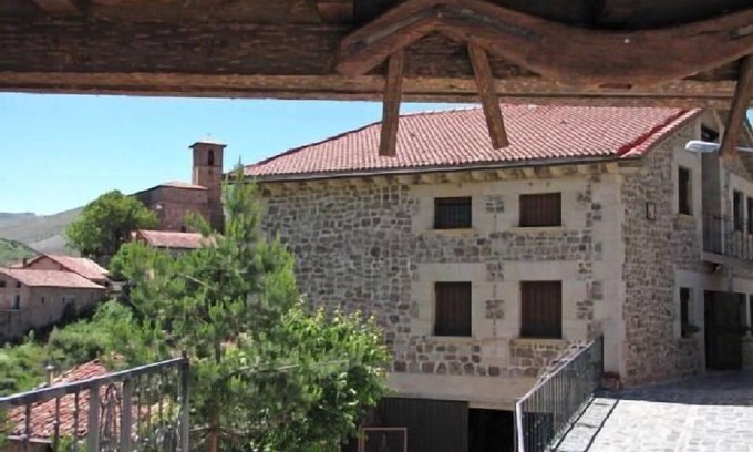 Montenegro de Cameros Cabaña | Casa Rural La Costanilla-Casa Búho (para 4 personas)