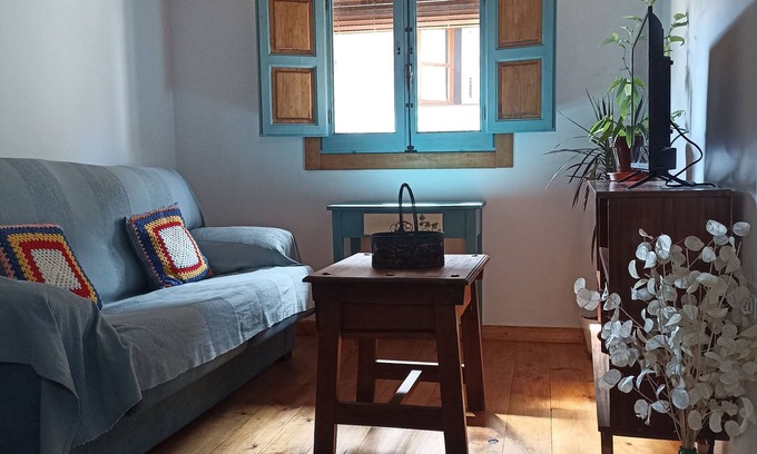 Villanueva del Conde Cabaña | Casa rural con dos casitas de alquiler completo. Ambas con su cocina y salón